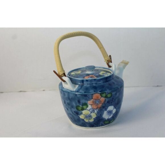 Gosu Noume Ceramic Tea Pot - Picture 2 of 3